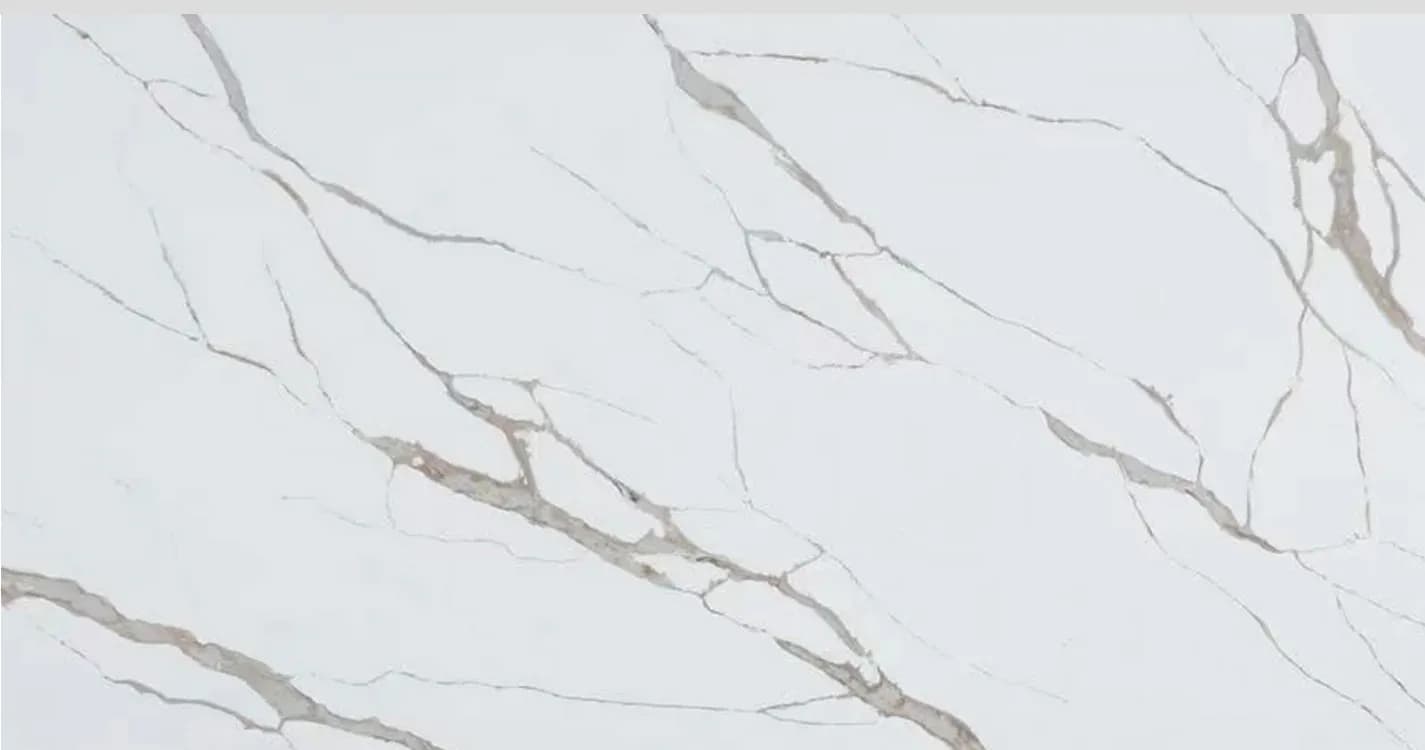 Classic Quartz Delano